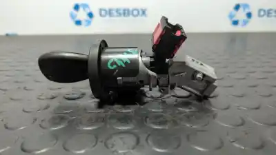 Second-hand car spare part ignition switch for renault clio iii dynamique oem iam references 8200214173c  