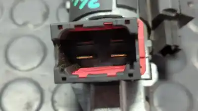 Second-hand car spare part ignition switch for renault clio iii dynamique oem iam references 8200214173c  