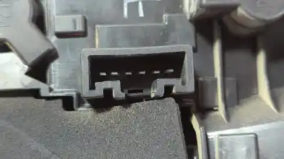 Second-hand car spare part right tailgate light for toyota corolla (e12) 2.0 d-cat oem iam references 0251  