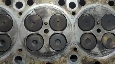 Peça sobressalente para automóvel em segunda mão cabeça / culatra por nissan interstar mod. 04 (x70) 2.5 dci diesel cat referências oem iam 8200408842  
