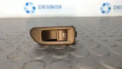 Second-hand car spare part Rear Right Power Window Switch for VOLKSWAGEN GOLF VI (5K1) Rabbit OEM IAM references 5K4868346  