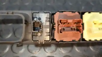 Second-hand car spare part left front power window switch for renault captur dynamique oem iam references 254118722r  