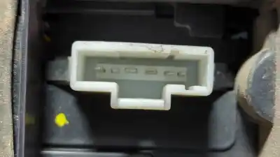 Автозапчасти б/у правый задний фонарь за peugeot 307 break / sw (s1) break xr ссылки oem iam 26674t0206  