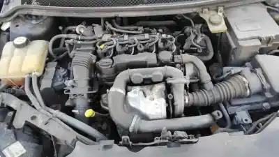 İkinci el araba yedek parçası Komple Motor için FORD FOCUS BERLINA (CAP) 1.6 TDCi CAT OEM IAM referansları Q8DA  
