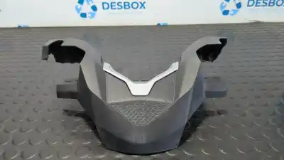 Peça sobressalente para automóvel em segunda mão moldagem por bmw c 400 350 cm3 referências oem iam 46638566924  