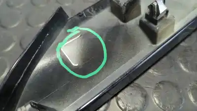 Peça sobressalente para automóvel em segunda mão moldagem por bmw c 400 350 cm3 referências oem iam 46638558254  