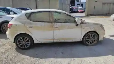 Peça sobressalente para automóvel em segunda mão porta dianteira direita por seat ibiza (6j5) 1.6 tdi referências oem iam 