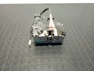 Автозапчастина б/у замок дверей заднього лівого для opel corsa e 1.4 gasolina посилання на oem iam 13431842  