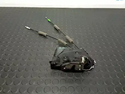 Second-hand car spare part front right door lock for toyota yaris (xp21) yaris hibrid oem iam references v5111130