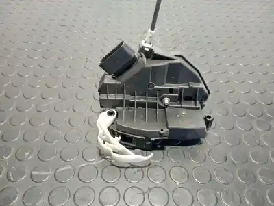 Peça sobressalente para automóvel em segunda mão fechadura da porta traseira esquerda por ford focus turn. iii1.6 tdci referências oem iam bm5aa26413bb