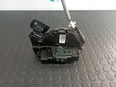 Peça sobressalente para automóvel em segunda mão fechadura da porta traseira direita por volkswagen tiguan 2.0 tdi referências oem iam 5na839016c