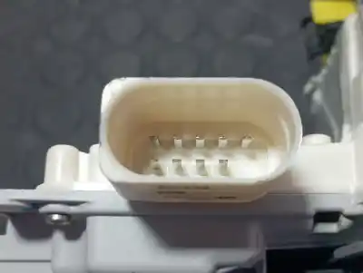 Автозапчастина б/у замок передніх дверей лівий для audi a4 cabrio (8h) 3.0 tdi quattro посилання на oem iam 8e2837015aa  