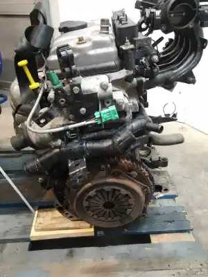 Gebrauchtes Autoersatzteil kompletter motor zum peugeot 206 fastback (2a/c) 1.4 i oem-iam-referenzen kfw  