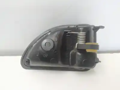 Автозапчасти б/у левая передняя внутренняя ручка за renault kangoo i (f/kc0) f9q782 ссылки oem iam 7700820523   Автозапчасти б/у левая передняя внутренняя ручка за renault kangoo i (f/kc0) f9q782 ссылки oem iam 7700820523