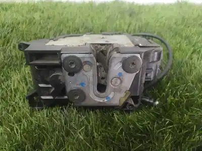 Second-hand car spare part right side door lock for renault kangoo ii (f/kw0) k9k802 oem iam references  Second-hand car spare part right side door lock for renault kangoo ii (f/kw0) k9k802 oem iam references