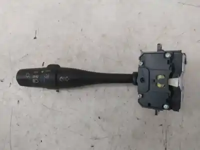 Peça sobressalente para automóvel em segunda mão COMUTADOR DE PISCAS  por NISSAN VANETTE CARGO  Referências OEM IAM 36828B  