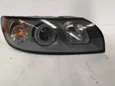 Second-hand car spare part right headlight for volvo v50 (545) 2.4 oem iam references 30698886 Second-hand car spare part right headlight for volvo v50 (545) 2.4 oem iam references 30698886