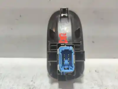 Second-hand car spare part right front power window switch for renault master iii combi d/m9t a6 oem iam references 8200548968 8200548968 