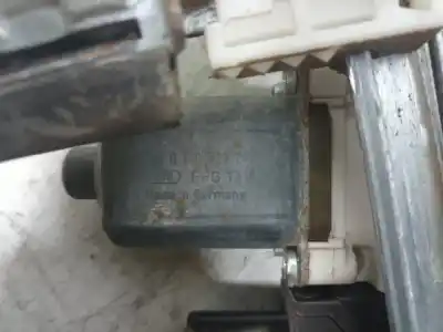 Автозапчастина б/у регулятор переднього правого скла для mitsubishi colt cz3 berl. 5 (z30a) 4a90 посилання на oem iam 0130822207  