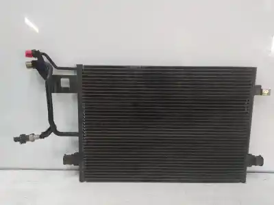 Автозапчасти б/у конденсатор / радиатор кондиционера воздуха за audi a4 b5 (8d2) 1.8 ссылки oem iam 8d0260401e