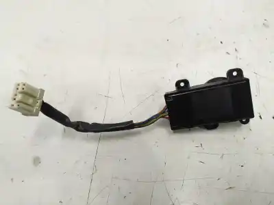 Second-hand car spare part rearview side mirror switch for ssangyong rodius d27dt oem iam references 853002100  