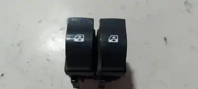 Peça sobressalente para automóvel em segunda mão BOTÃO / INTERRUPTOR ELEVADOR VIDRO DIANTEIRO ESQUERDO por RENAULT MEGANE II BERLINA 5P  Referências OEM IAM   