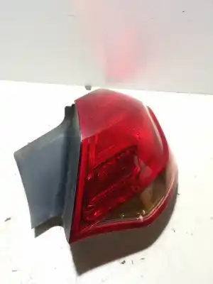 Pièce détachée automobile d'occasion feu arrière droit pour opel astra j berlina 5p a17dtr références oem iam   