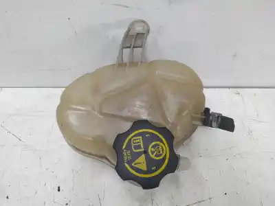 Pièce détachée automobile d'occasion Vase D'expansion De Liquide De Refroidissement pour OPEL CORSA D Z12XEP Références OEM IAM 55702164 460029937 
