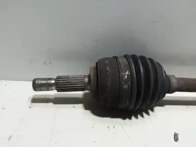 Recambio de automóvil de segunda mano de transmision delantera izquierda para renault clio iii 1.5 dci diesel cat (k9k-830) referencias oem iam 8201055669  