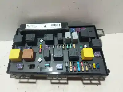 Автозапчасти б/у БЛОК РЕЛЕ/ПРЕДОХРАНИТЕЛЕЙ за OPEL ASTRA H SEDÁN (A04)  ссылки OEM IAM 5DK00946430 13250232 