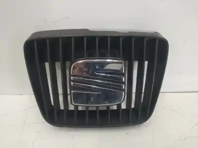Second-hand car spare part Front Grille for SEAT CORDOBA BERLINA (6K2) D-AGP OEM IAM references 6K0853654D  