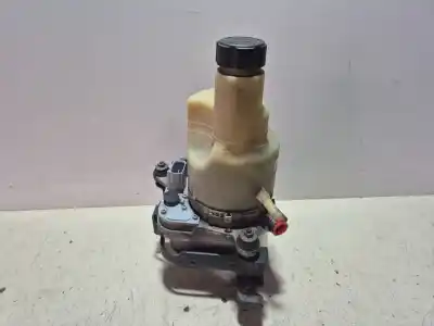 Second-hand car spare part STEERING PUMP for VOLVO C30 (533)  OEM IAM references 5N513K514AE 31200780 