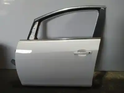 Second-hand car spare part LEFT FRONT DOOR for OPEL ASTRA J BERLINA 5P  OEM IAM references   
