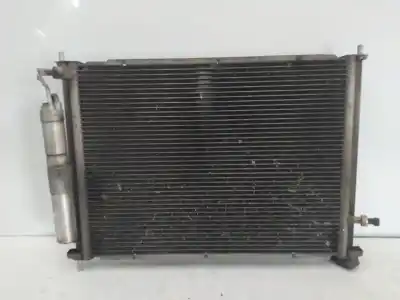 Автозапчастина б/у водяний радіатор для renault clio iii d4f740 посилання на oem iam 8200688382  