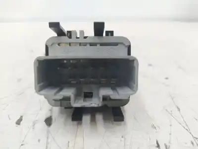 Автозапчасти б/у выключатель левого переднего окна за renault clio iii d4f740 ссылки oem iam 214939a  