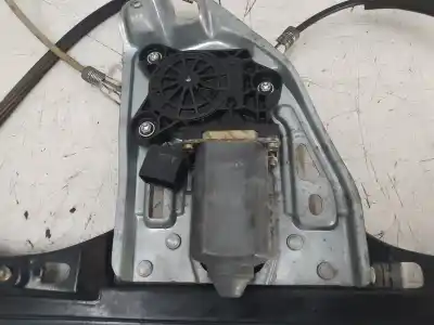 Pièce détachée automobile d'occasion léve glace avant droit pour mercedes-benz clase c (w203) sportcoupe m111951 références oem iam a2037200646  