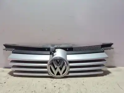 Recambio de automóvil de segunda mano de REJILLA DELANTERA para VOLKSWAGEN BORA BERLINA (1J2)  referencias OEM IAM   