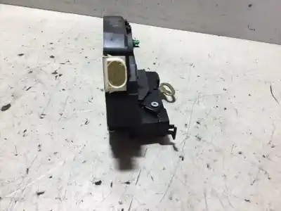 Second-hand car spare part left front door lock for mini mini (r50,r53) g-w10b16a oem iam references   