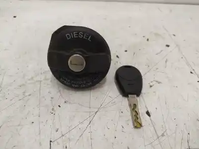 Piesă de schimb auto la mâna a doua CAPAC DE COMBUSTIBIL pentru PEUGEOT BOXER (290/330) FURGÓN BAT.2850MM (2002) RHV Referințe OEM IAM   