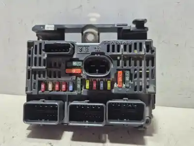Second-hand car spare part FUSE BOX UNIT for PEUGEOT 307 BERLINA (S2) 9HY OEM IAM references 9661682980  