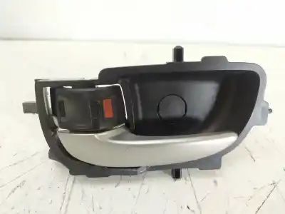 Recambio de automóvil de segunda mano de MANETA INTERIOR DELANTERA IZQUIERDA para TOYOTA AYGO (B4) 1KR referencias OEM IAM 92057A1  
