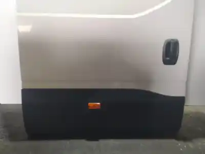Автозапчастина б/у праві бічні розсувні двері для iveco daily furgón f1afl411ca посилання на oem iam   