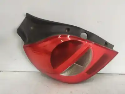 Автозапчастина б/у правий ліхтар для renault clio ii fase ii (b/cb0) k9k714 посилання на oem iam 