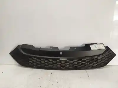 Автозапчастина б/у передня решіта для iveco daily furgón f1afl411ca посилання на oem iam 5801587018