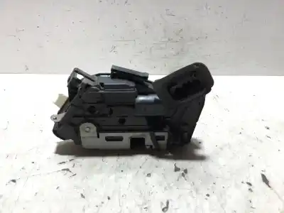 Автозапчастина б/у замок заднього правого дверя для seat leon (5f1) cyv посилання на oem iam 5k4839016af   Автозапчастина б/у замок заднього правого дверя для seat leon (5f1) cyv посилання на oem iam 5k4839016af