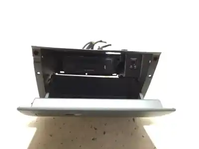 Автозапчасти б/у бардачок за seat leon (5f1) cyv ссылки oem iam 5f1857095   Автозапчасти б/у бардачок за seat leon (5f1) cyv ссылки oem iam 5f1857095