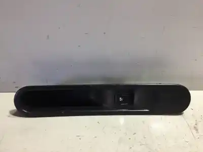 Pièce détachée automobile d'occasion COMMANDE DE LÈVE VITRE AVANT DROIT pour RENAULT ESPACE IV (JK0/1_)  Références OEM IAM   