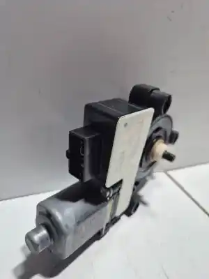 Second-hand car spare part rear left window motor for seat leon (5f1) clh oem iam references 5q0959811a   Second-hand car spare part rear left window motor for seat leon (5f1) clh oem iam references 5q0959811a