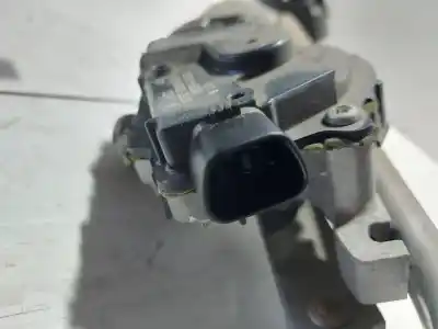 Автозапчастина б/у двигатель передніх склоочисників для suzuki swift (agz/azh/nz) k12b посилання на oem iam 3811068l00  