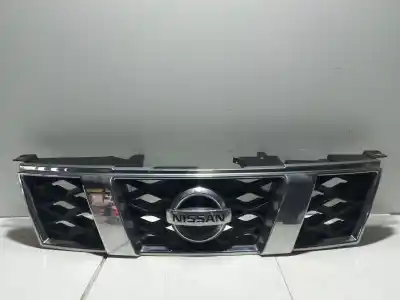 Recambio de automóvil de segunda mano de REJILLA DELANTERA para NISSAN X-TRAIL (T31) M9R/110 referencias OEM IAM   
